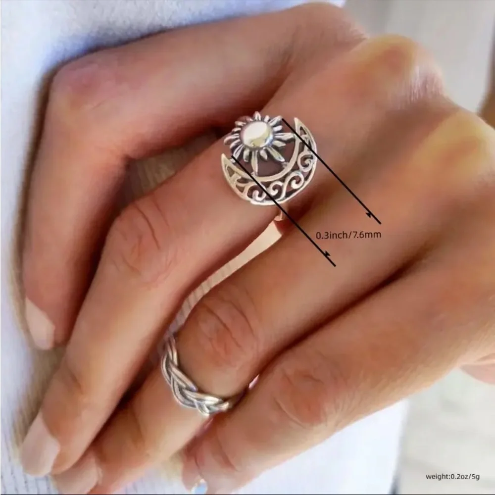 SUN & MOON RING-NEW